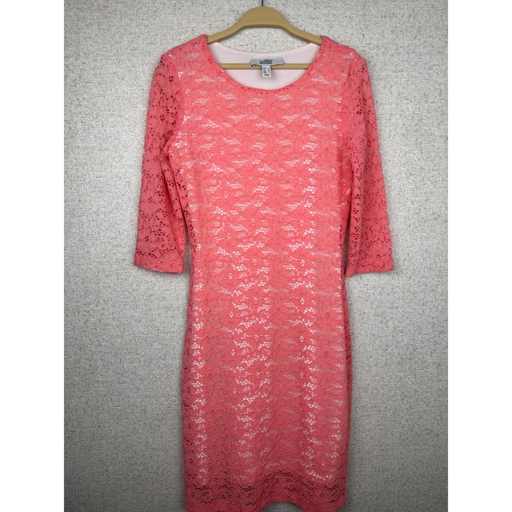 Belle Badgley Mischka Lace Sheath Dress — Size 4 — Coral